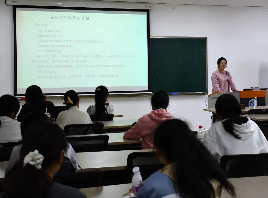 文件名称:22925ce2-e485-4d1b-b52f-056f682ef515.jpg原图大小:NaNGB